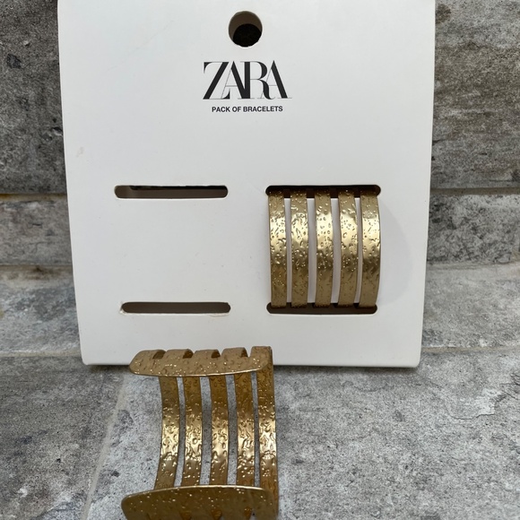 ❤️ ZARA GOLD SET OF TWO CUFF BRACELETS NEW - Picture 5 of 6